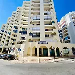 Com Vista-mar Na Da Rocha, 公寓 *