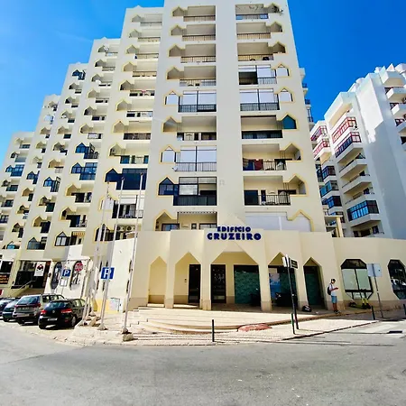 Com Vista-mar Na Da Rocha, Apartman *