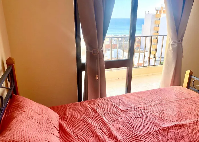 Com Vista-mar Na Da Rocha,